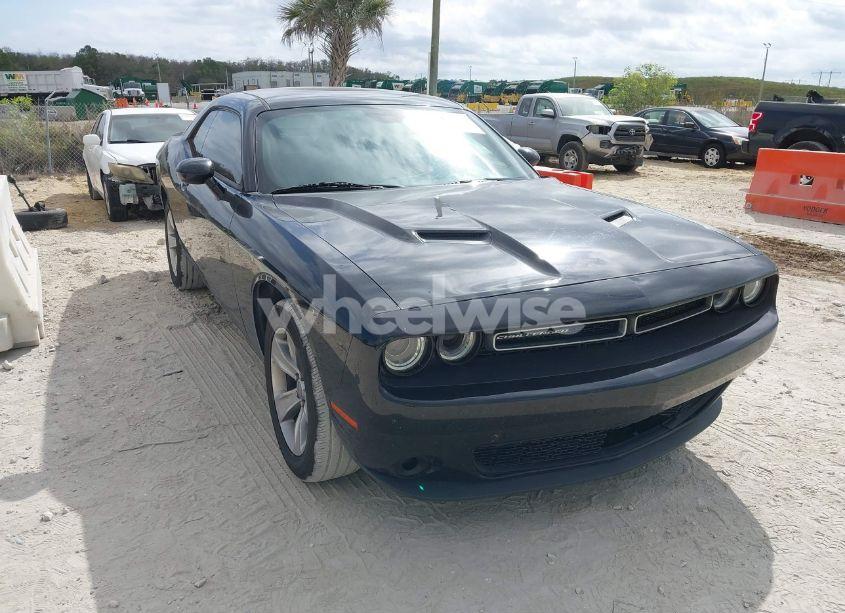 2019 Dodge Challenger SXT (VIN 2C3CDZAG2KH593834) main photo