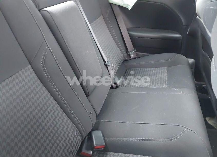 Photo 8 of 2019 Dodge Challenger SXT (VIN 2C3CDZAG2KH593834)