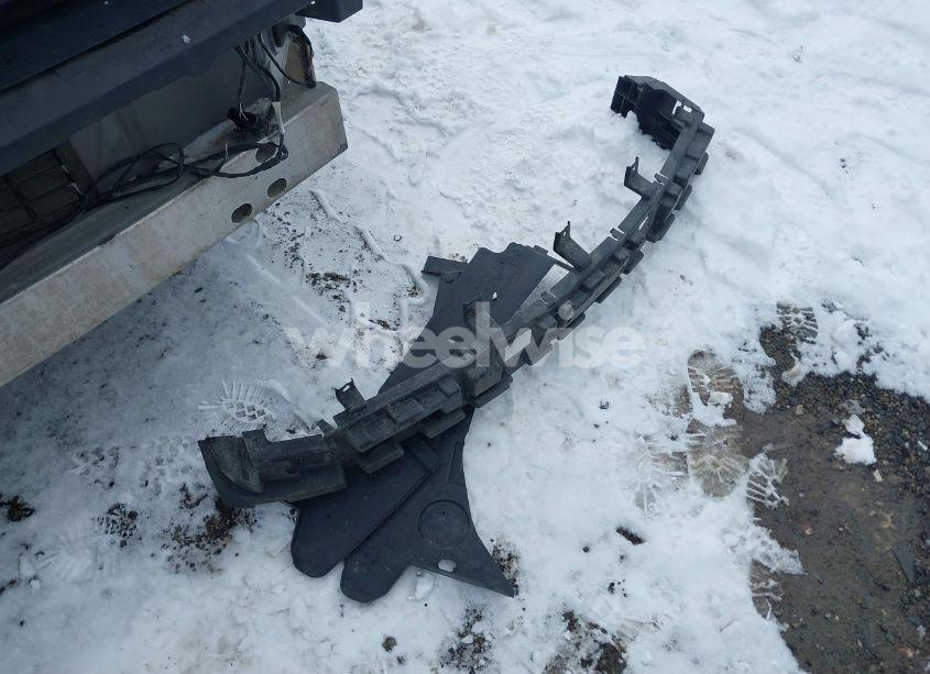 Photo 12 of 2019 Dodge Challenger SXT (VIN 2C3CDZAG2KH619865)