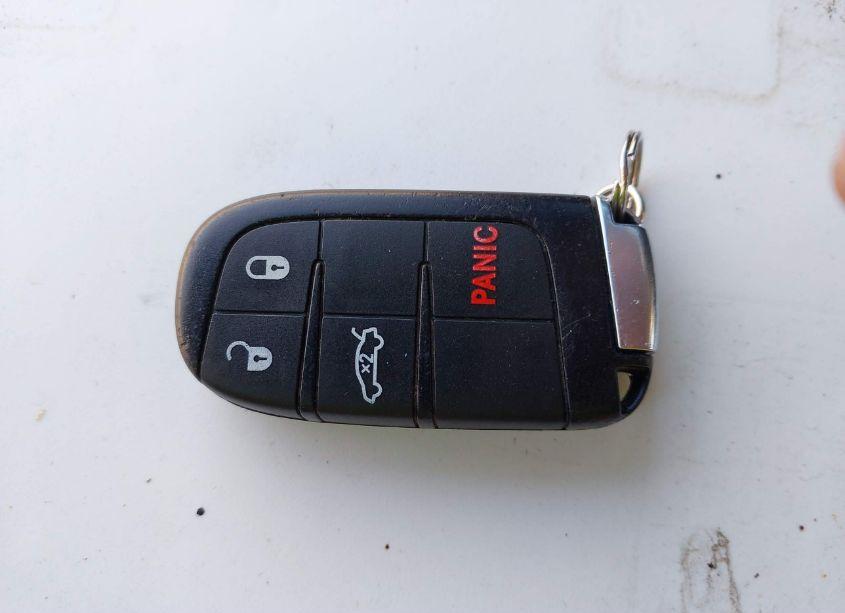 Photo 11 of 2019 Dodge Challenger SXT (VIN 2C3CDZAG2KH731842)