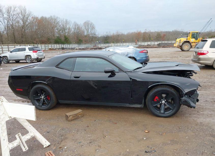 Photo 13 of 2019 Dodge Challenger SXT (VIN 2C3CDZAG2KH751234)