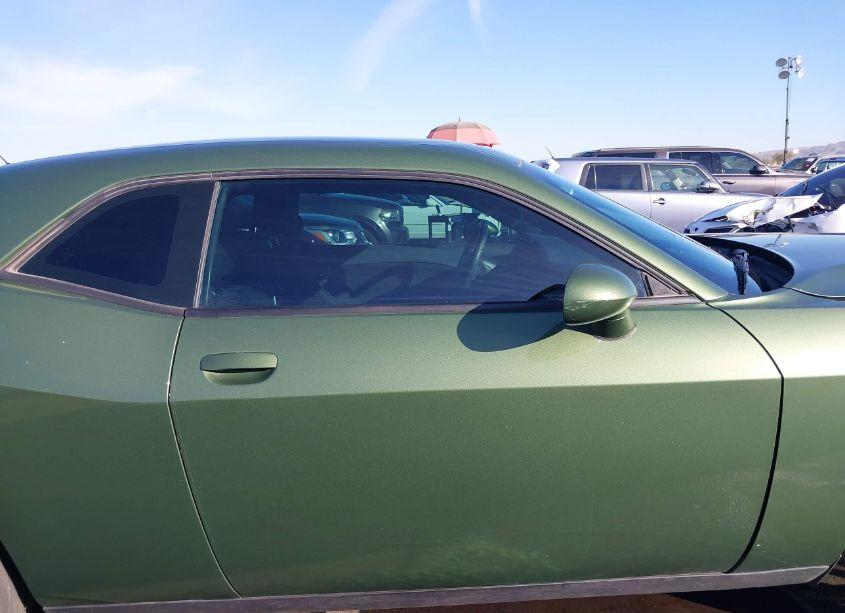 Photo 14 of 2021 Dodge Challenger SXT (VIN 2C3CDZAG2MH567754)