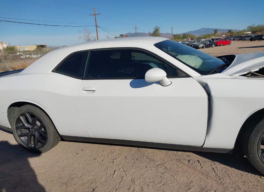 Photo 14 of 2022 Dodge Challenger SXT (VIN 2C3CDZAG2NH223598)