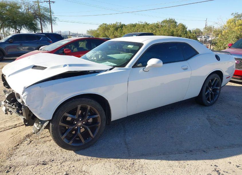 Photo 2 of 2022 Dodge Challenger SXT (VIN 2C3CDZAG2NH223598)
