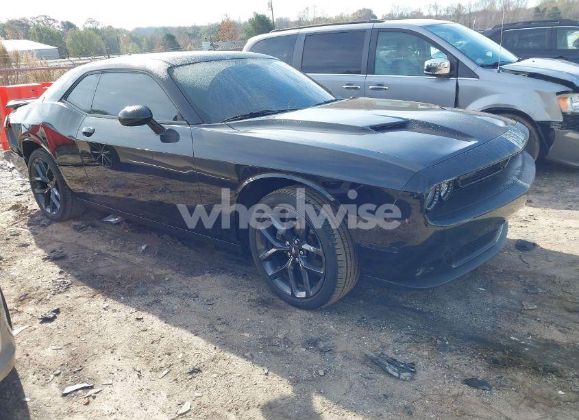 2023 Dodge Challenger SXT (VIN 2C3CDZAG2PH645325) main photo