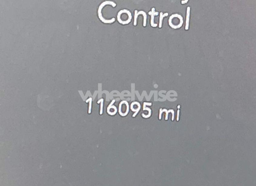 Photo 16 of 2015 Dodge Challenger SXT (VIN 2C3CDZAG3FH718944)