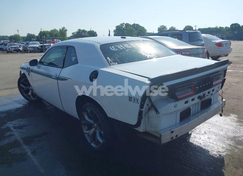 Photo 14 of 2015 Dodge Challenger SXT (VIN 2C3CDZAG3FH861134)