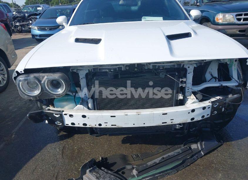 Photo 6 of 2015 Dodge Challenger SXT (VIN 2C3CDZAG3FH861134)