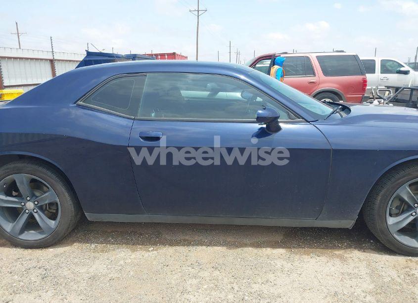 Photo 13 of 2016 Dodge Challenger SXT (VIN 2C3CDZAG3GH102095)