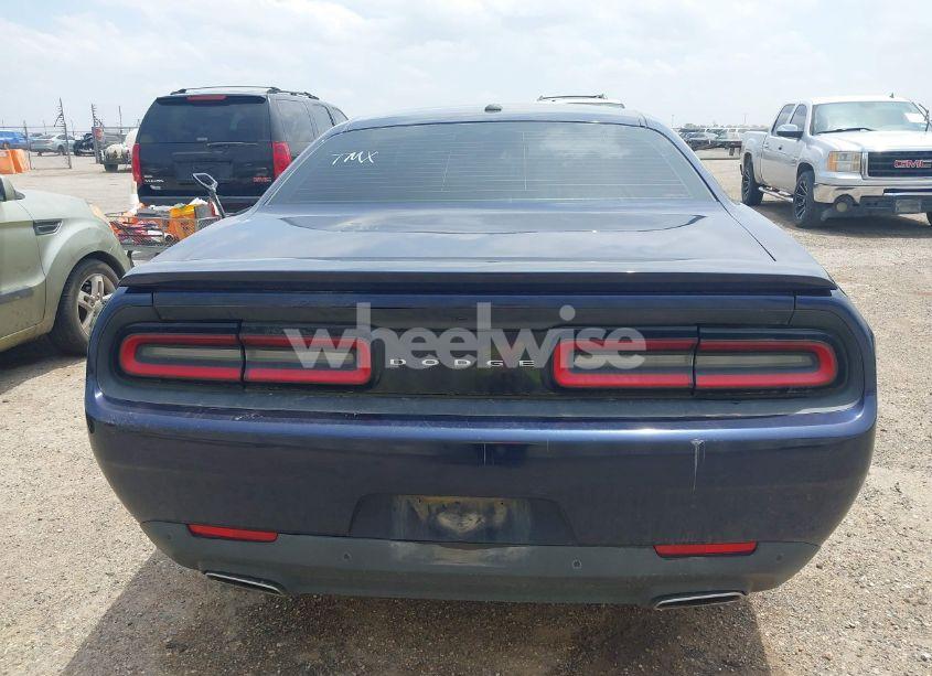Photo 16 of 2016 Dodge Challenger SXT (VIN 2C3CDZAG3GH102095)