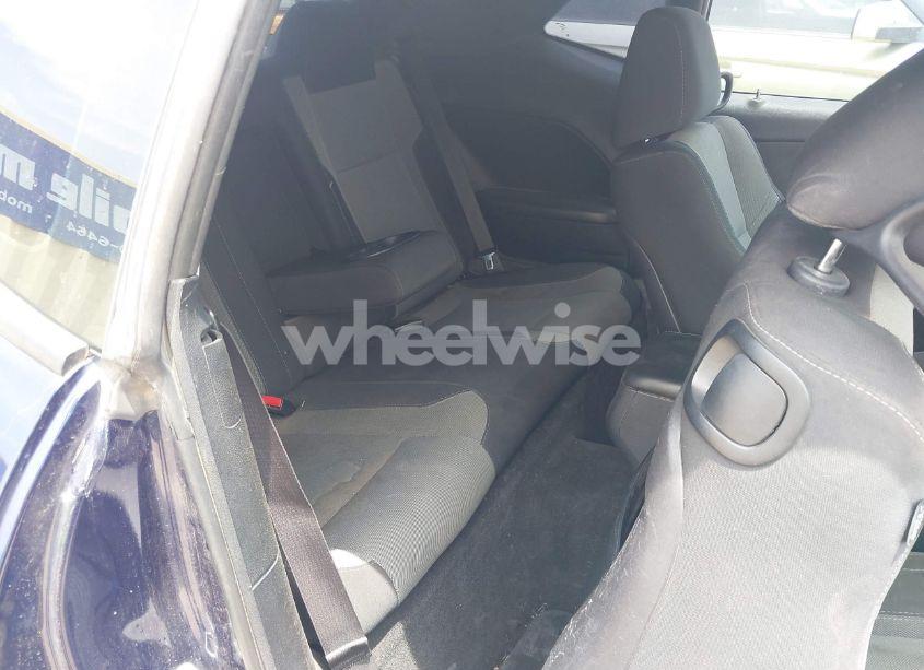 Photo 8 of 2016 Dodge Challenger SXT (VIN 2C3CDZAG3GH102095)