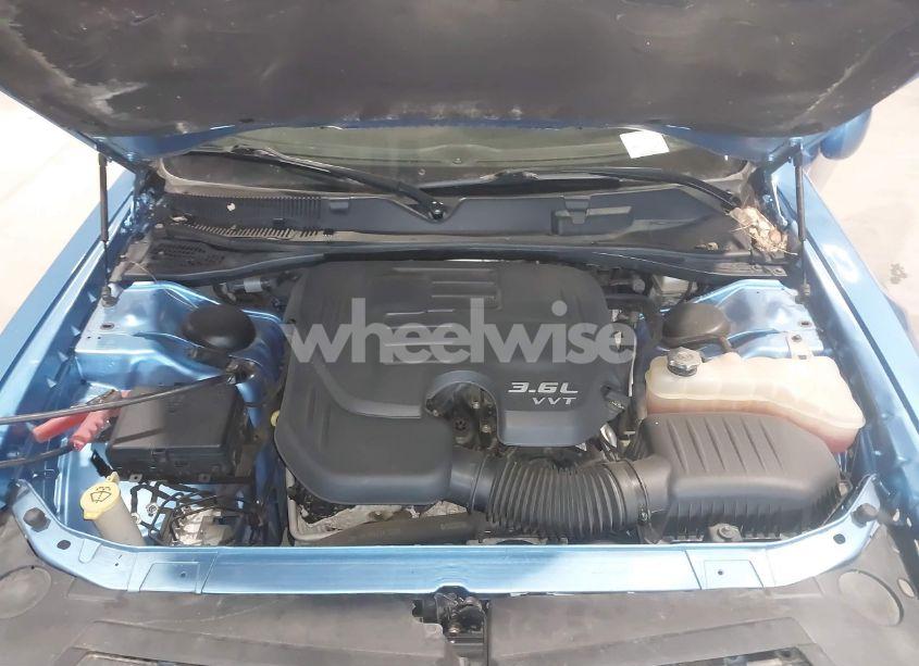 Photo 10 of 2016 Dodge Challenger SXT PLUS (VIN 2C3CDZAG3GH143214)