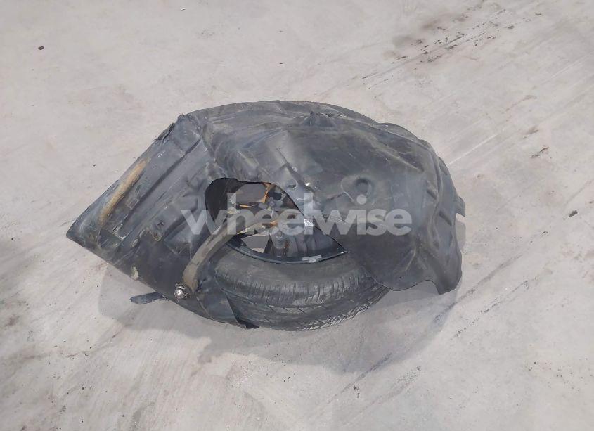 Photo 11 of 2016 Dodge Challenger SXT PLUS (VIN 2C3CDZAG3GH143214)