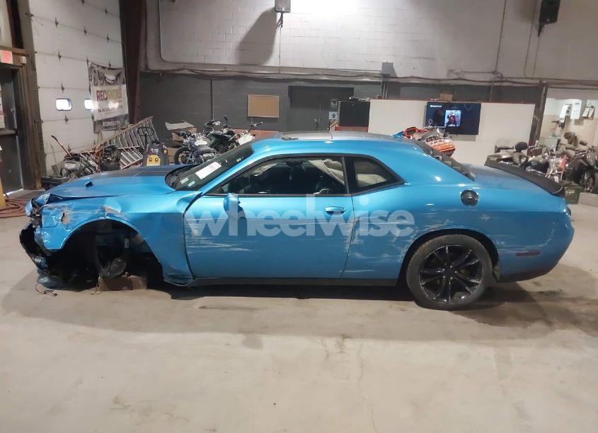 Photo 14 of 2016 Dodge Challenger SXT PLUS (VIN 2C3CDZAG3GH143214)