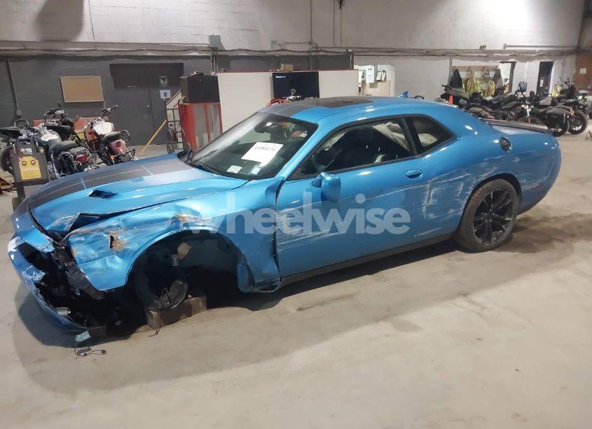 Photo 2 of 2016 Dodge Challenger SXT PLUS (VIN 2C3CDZAG3GH143214)