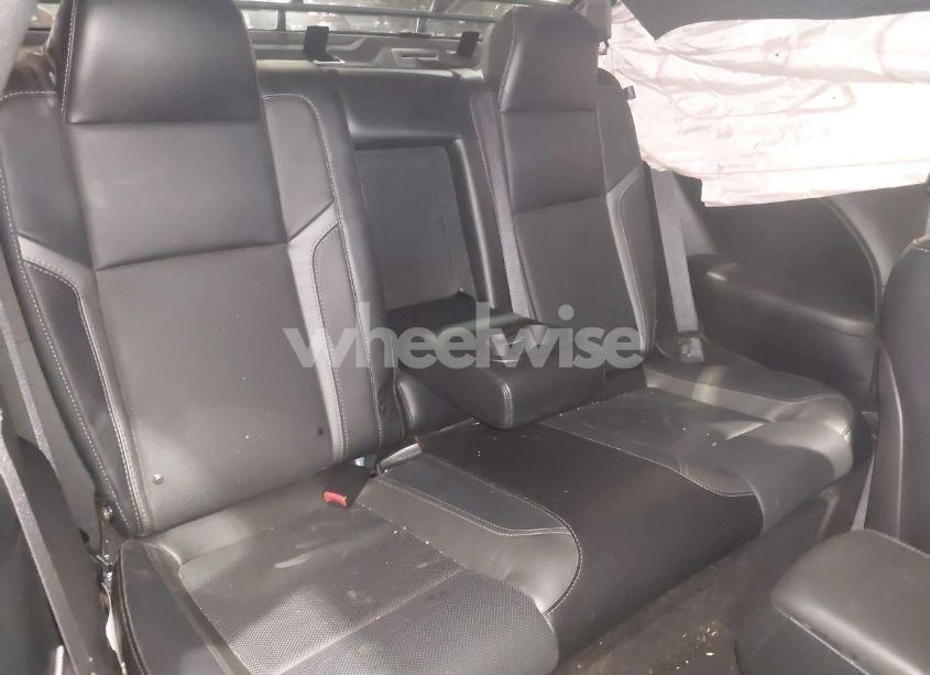 Photo 8 of 2016 Dodge Challenger SXT PLUS (VIN 2C3CDZAG3GH143214)