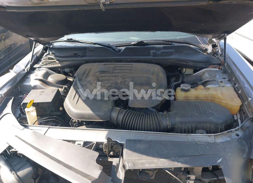 Photo 10 of 2016 Dodge Challenger SXT (VIN 2C3CDZAG3GH153080)