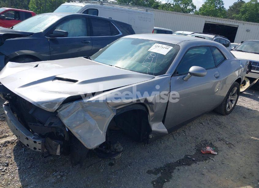 Photo 2 of 2016 Dodge Challenger SXT (VIN 2C3CDZAG3GH153080)