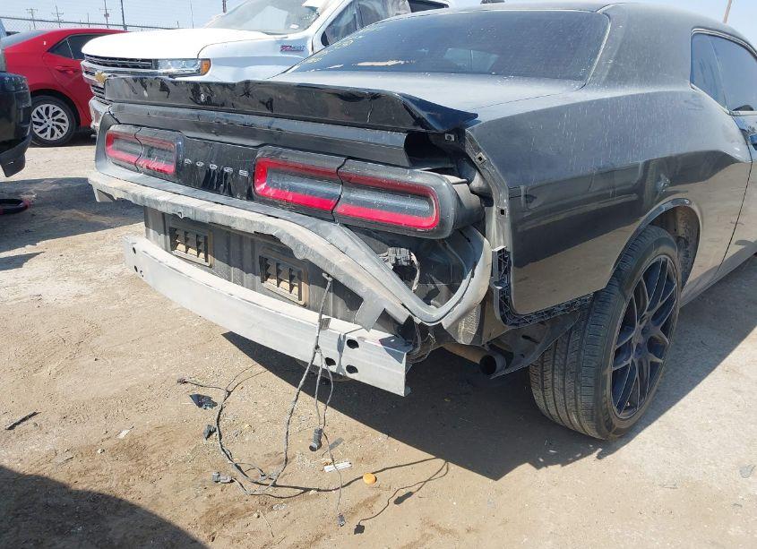 Photo 6 of 2016 Dodge Challenger SXT PLUS (VIN 2C3CDZAG3GH279892)