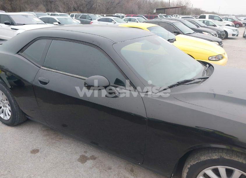 Photo 13 of 2016 Dodge Challenger SXT (VIN 2C3CDZAG3GH331652)