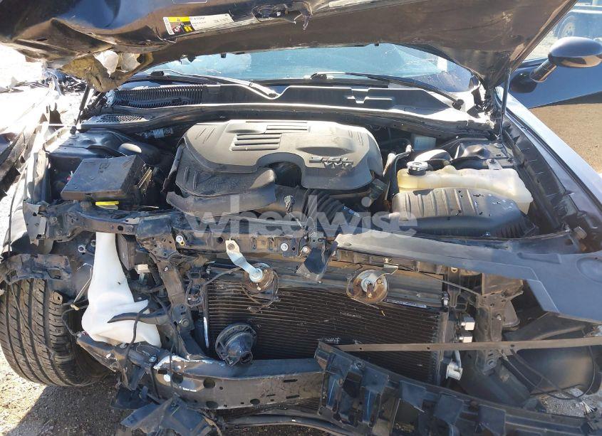 Photo 10 of 2017 Dodge Challenger SXT (VIN 2C3CDZAG3HH613906)