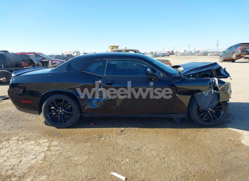 Photo 13 of 2017 Dodge Challenger SXT (VIN 2C3CDZAG3HH613906)