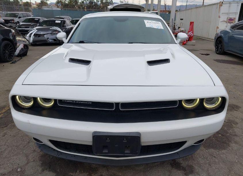 Photo 12 of 2018 Dodge Challenger SXT (VIN 2C3CDZAG3JH183705)