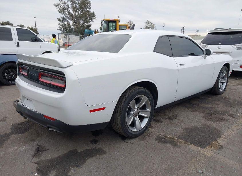 Photo 4 of 2018 Dodge Challenger SXT (VIN 2C3CDZAG3JH183705)