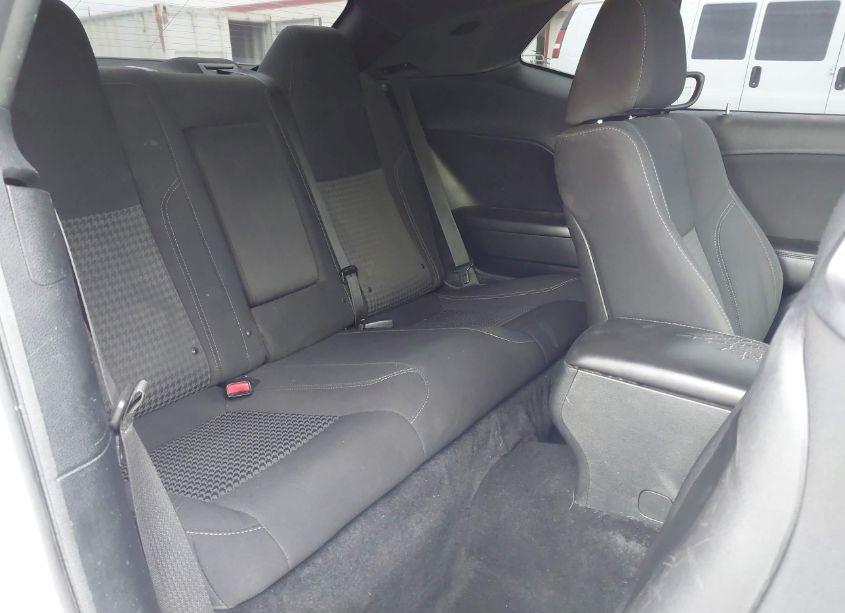 Photo 8 of 2018 Dodge Challenger SXT (VIN 2C3CDZAG3JH183705)