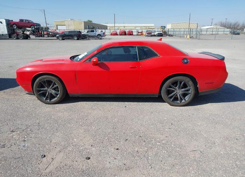 Photo 14 of 2018 Dodge Challenger SXT (VIN 2C3CDZAG3JH204682)