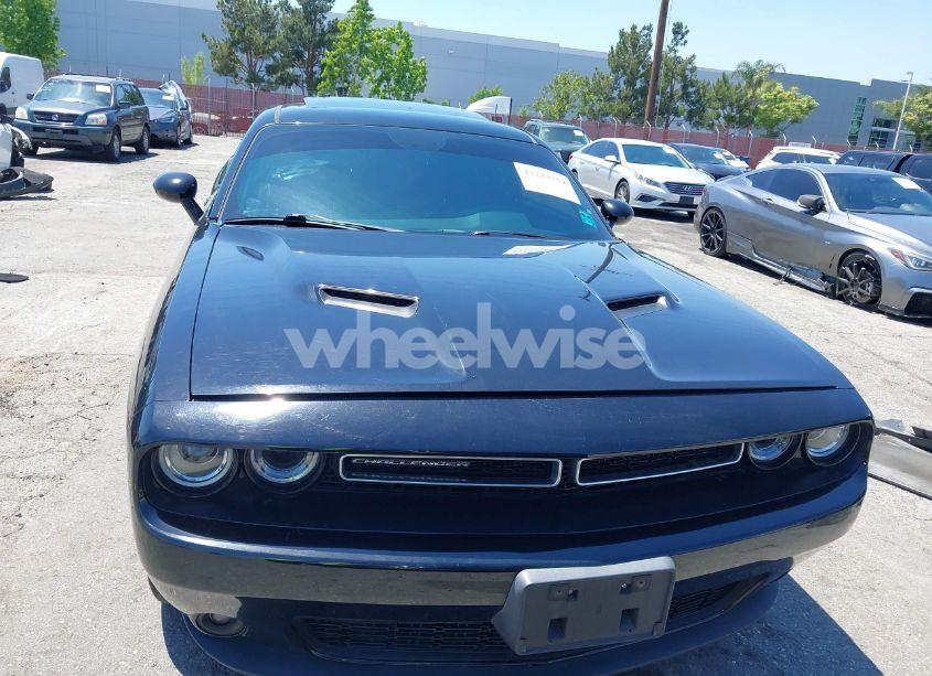 Photo 13 of 2018 Dodge Challenger SXT PLUS (VIN 2C3CDZAG3JH258838)