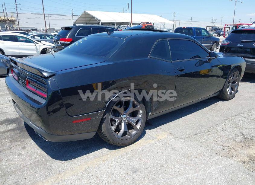Photo 4 of 2018 Dodge Challenger SXT PLUS (VIN 2C3CDZAG3JH258838)