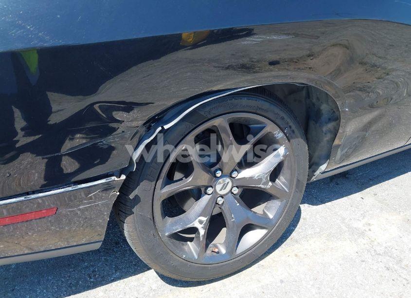 Photo 6 of 2018 Dodge Challenger SXT PLUS (VIN 2C3CDZAG3JH258838)