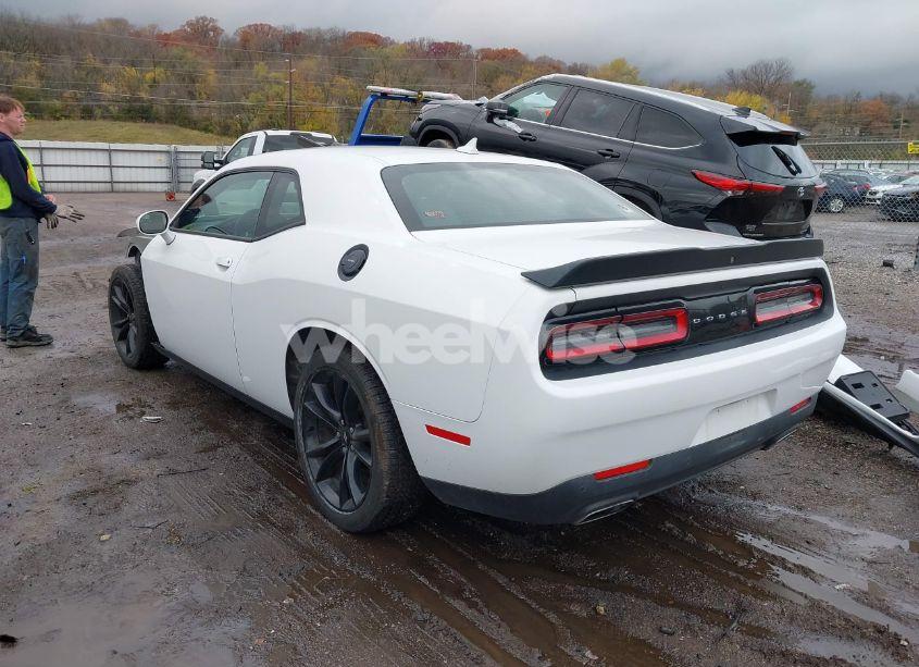Photo 3 of 2018 Dodge Challenger SXT PLUS (VIN 2C3CDZAG3JH276918)