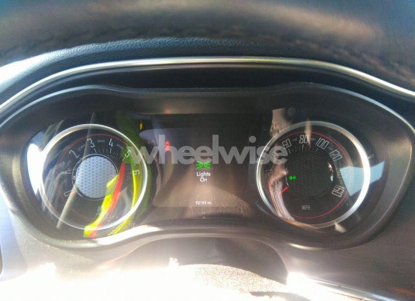 Photo 7 of 2018 Dodge Challenger SXT (VIN 2C3CDZAG3JH321744)