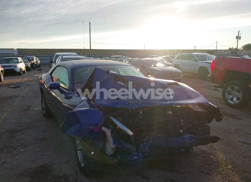 Photo 18 of 2020 Dodge Challenger SXT (VIN 2C3CDZAG3LH110384)