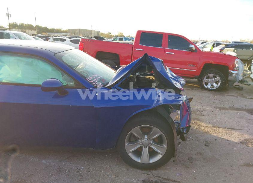 Photo 19 of 2020 Dodge Challenger SXT (VIN 2C3CDZAG3LH110384)