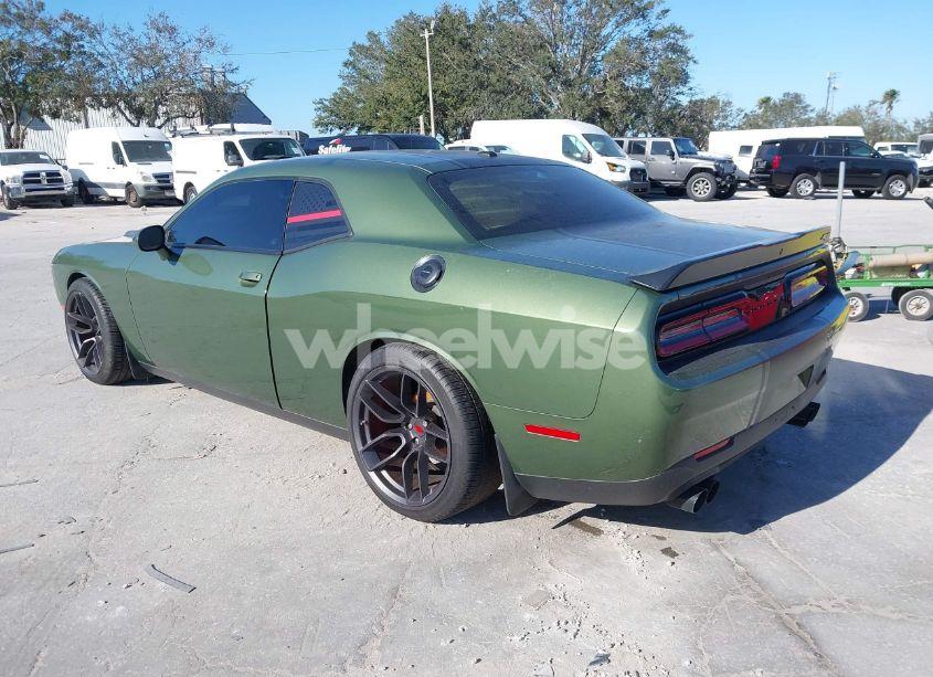 Photo 3 of 2021 Dodge Challenger SXT (VIN 2C3CDZAG3MH564586)