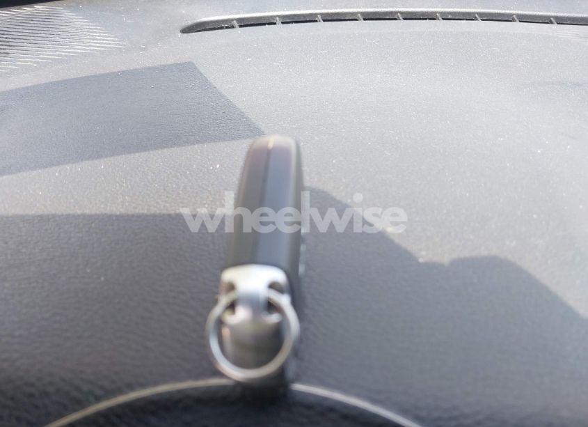 Photo 11 of 2021 Dodge Challenger SXT (VIN 2C3CDZAG3MH604570)