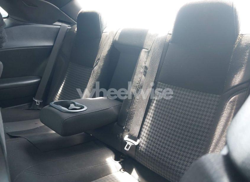 Photo 8 of 2021 Dodge Challenger SXT (VIN 2C3CDZAG3MH604570)