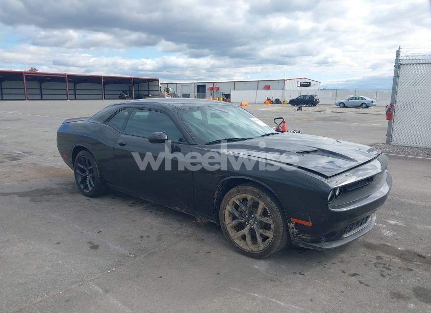 2023 Dodge Challenger SXT (VIN 2C3CDZAG3PH696428) main photo