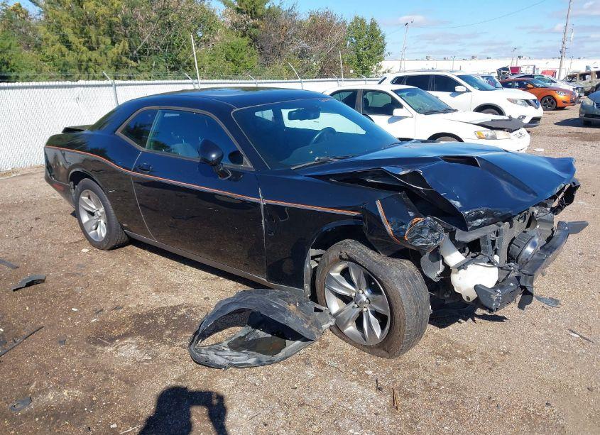 2015 Dodge Challenger SXT (VIN 2C3CDZAG4FH787836) main photo