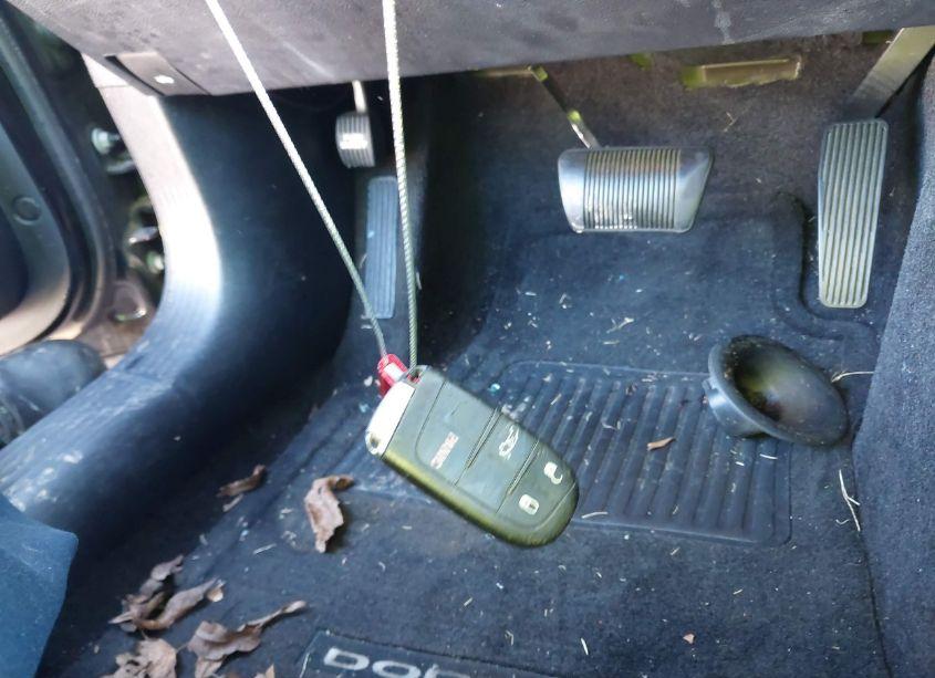 Photo 11 of 2015 Dodge Challenger SXT (VIN 2C3CDZAG4FH787836)