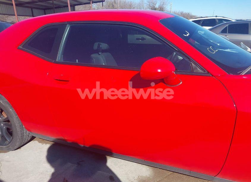 Photo 13 of 2016 Dodge Challenger SXT (VIN 2C3CDZAG4GH120086)