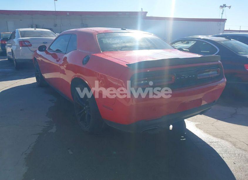 Photo 3 of 2016 Dodge Challenger SXT (VIN 2C3CDZAG4GH120086)