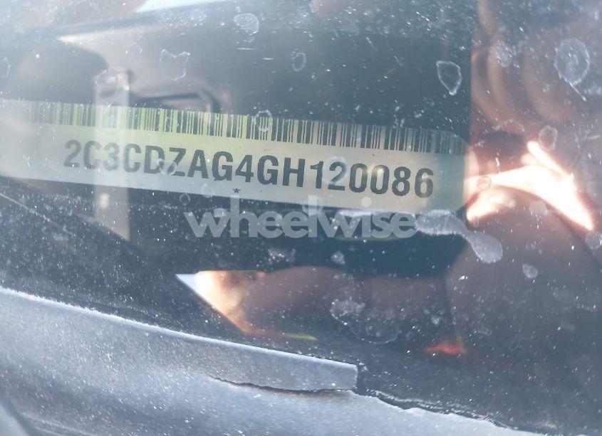 Photo 9 of 2016 Dodge Challenger SXT (VIN 2C3CDZAG4GH120086)