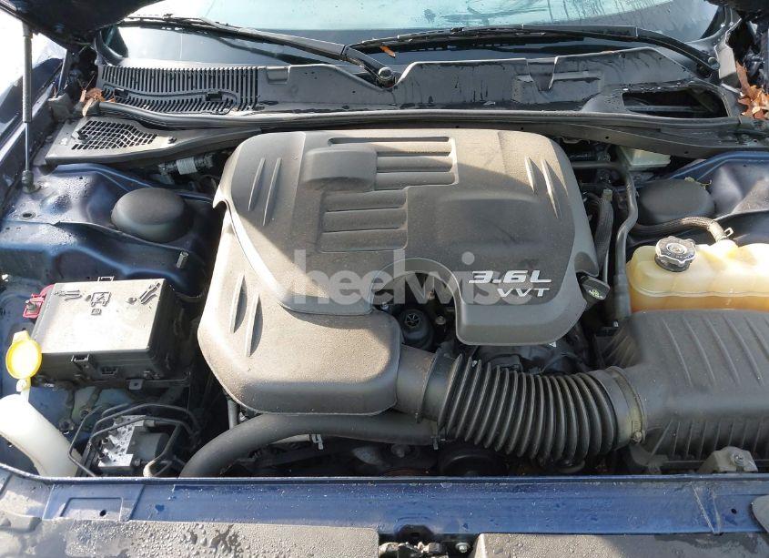 Photo 10 of 2016 Dodge Challenger SXT PLUS (VIN 2C3CDZAG4GH172575)