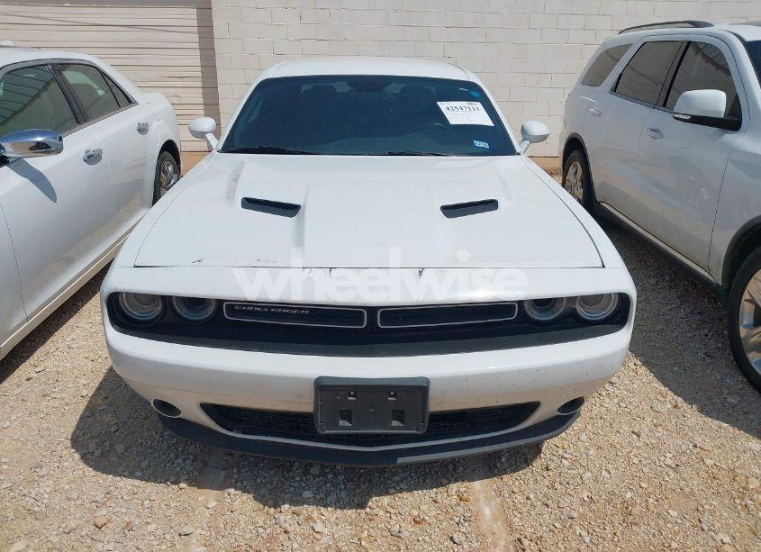 Photo 12 of 2016 Dodge Challenger SXT (VIN 2C3CDZAG4GH183737)