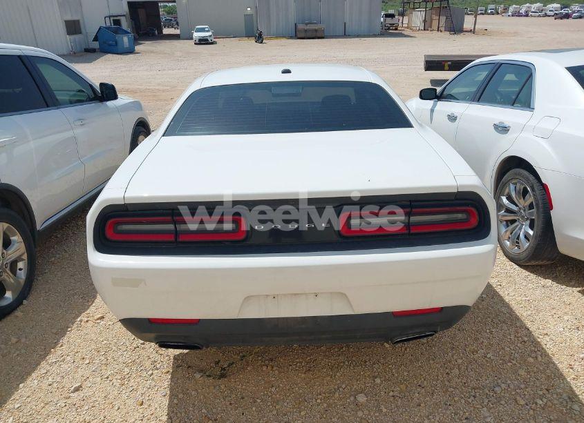 Photo 16 of 2016 Dodge Challenger SXT (VIN 2C3CDZAG4GH183737)