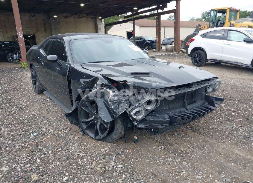 2016 Dodge Challenger SXT PLUS (VIN 2C3CDZAG4GH236727) main photo